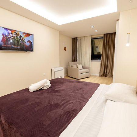Luxury Center Observatori Apartment Tirana Exterior foto