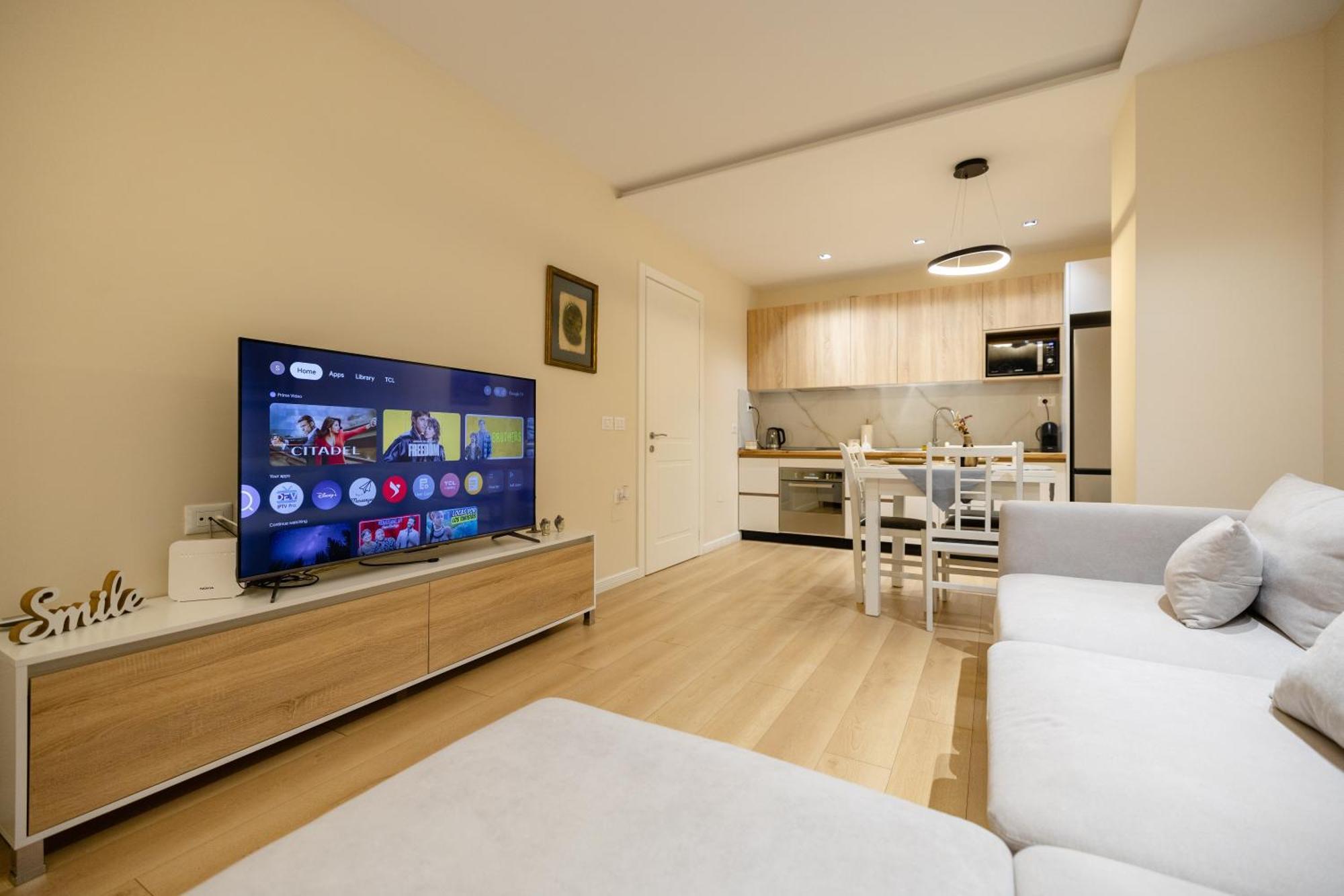 Luxury Center Observatori Apartment Tirana Exterior foto