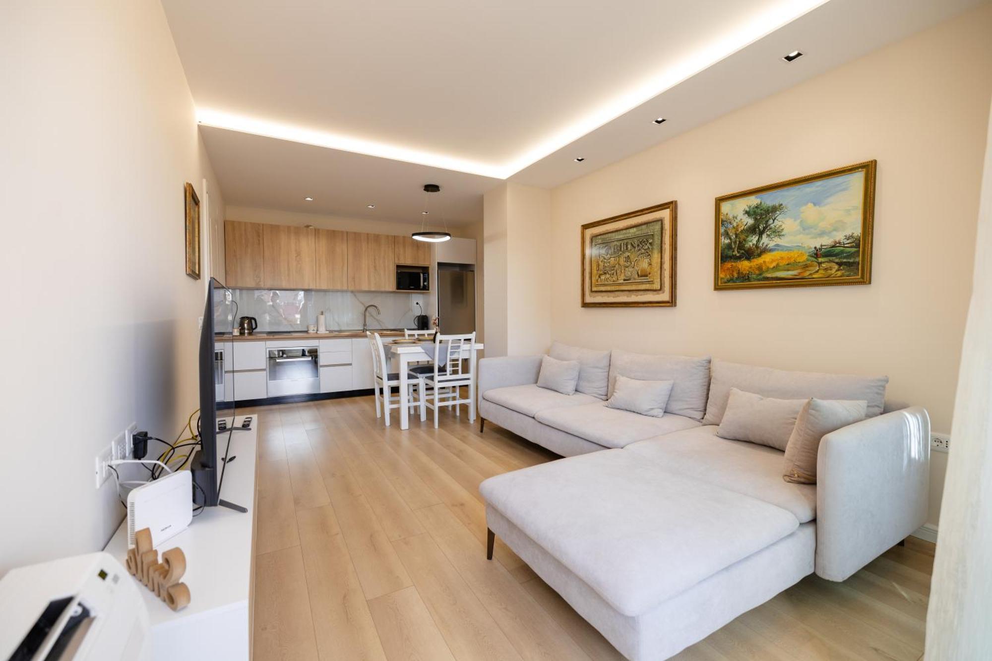 Luxury Center Observatori Apartment Tirana Exterior foto